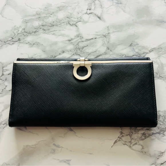 Salvatoree Ferragamo Wallet - Black